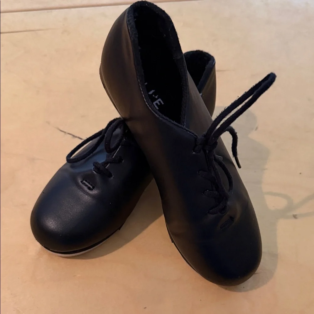 Capezio Black Kids Tap Shoes - Picture 4 of 4